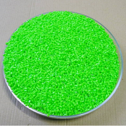 H33번 컬러비즈 3mm 약3300개 50g 연두색